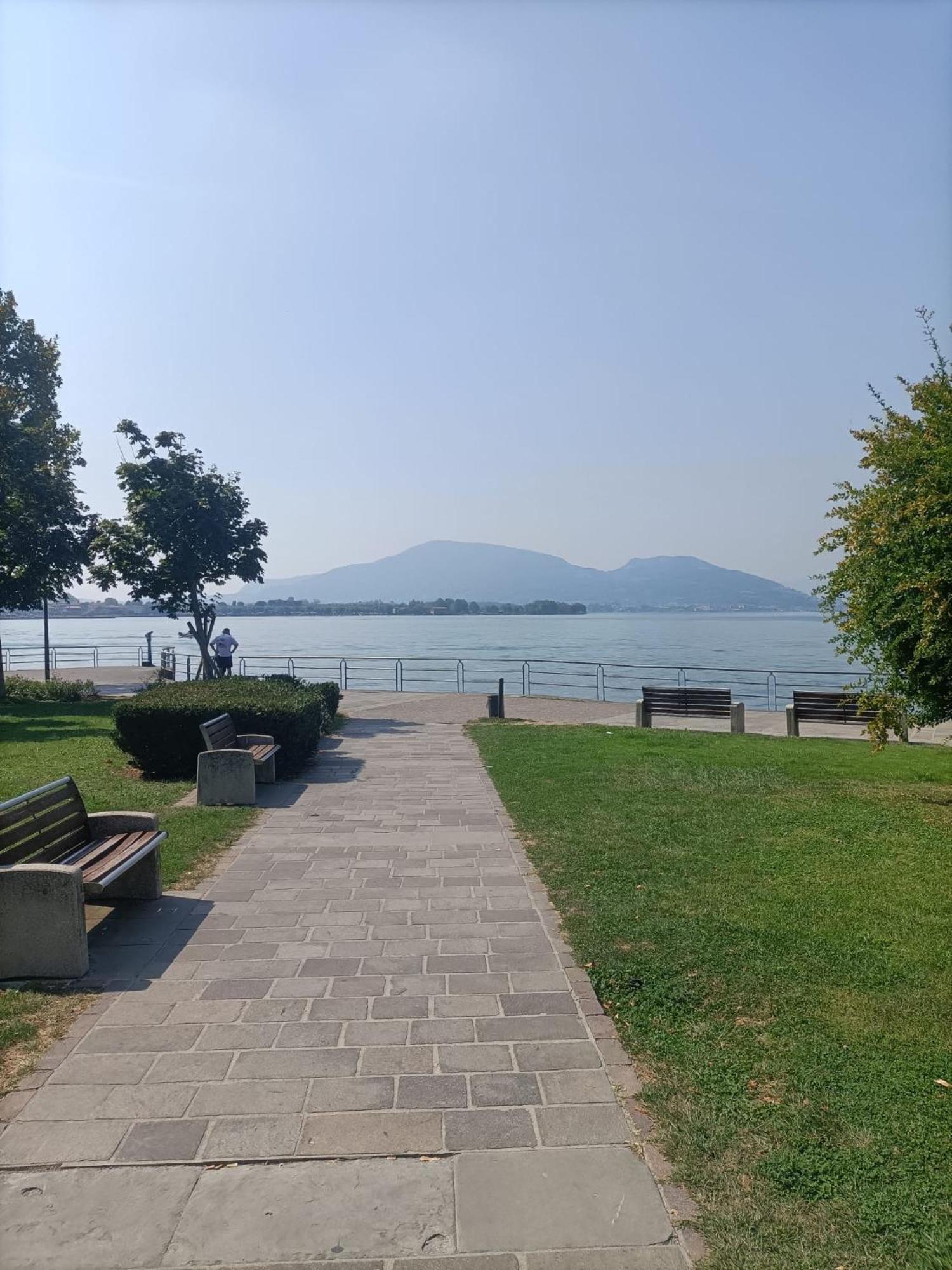 Beth House Iseo Apartment Room photo